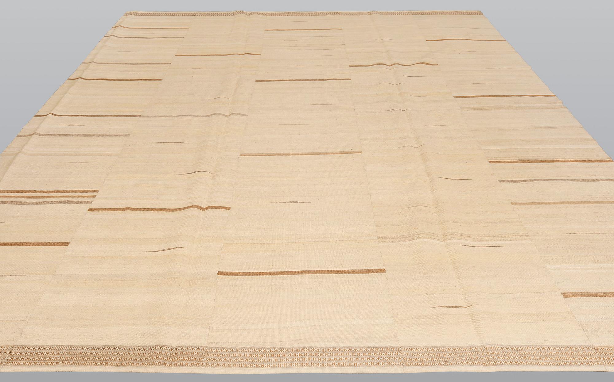 A kilim carpet, ca 368 x 280 cm.