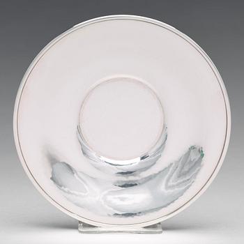 Harald Nielsen, a sterling bowl with cover and stand, Georg Jensen, Denmark 1933-44, design no 610.
