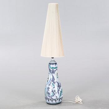 A 1950/60s floor lamp.