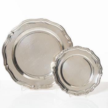 Fat, 2 st, silver, rokokostil, bl.a. Silvervarufabriken F D Erlandsson, Kristianstad 1926.
