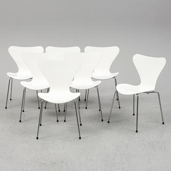 ARNE JACOBSEN, stolar, 7 st, "Sjuan", för Fritz Hansen, Danmark, 2000-tal.