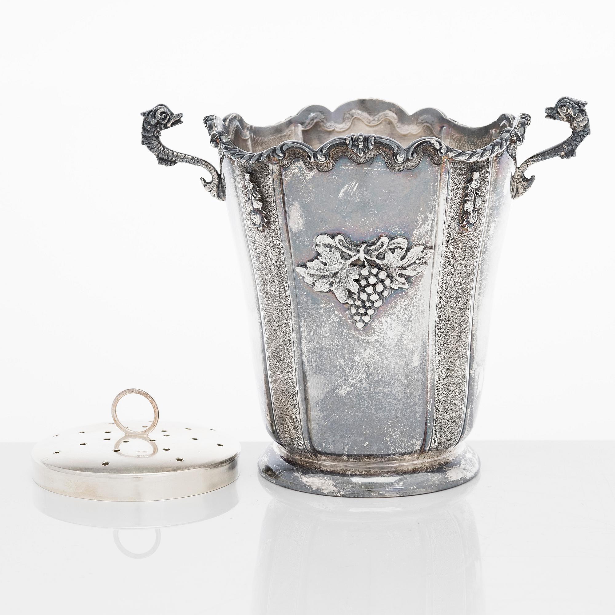 Ishink, silver, Milano, Italien 1900-talets senare hälft.