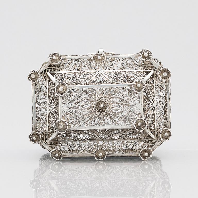 A 19th Century silver box, possibly marks of Vasily Potsov Moscow 1843.