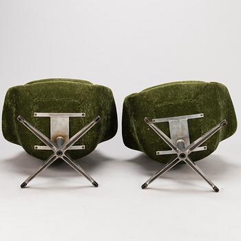 OLLI MANNERMAA, A PAIR OF ARMCHAIRS, "Vista", manufacturer Martela, 1970s.