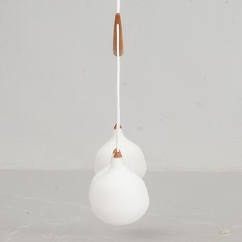 TAKLAMPA, modell nr 512 "Bananen", Uno och Östen Kristiansson, Luxus, 1950/60-tal.
