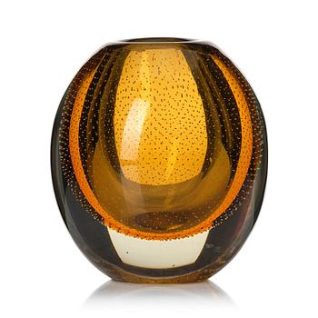 131. Gunnel Nyman, vas "Musselglas", Nuutajärvi Notsjö, Fiinland, 1900-talets mitt.