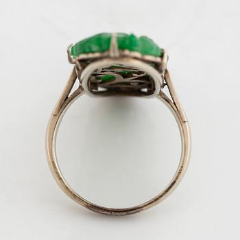 Carved jadeite ring.