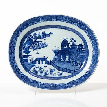 Stekfat, kompaniporslin, Kina, Qingdynastin, Qianlong, 1736-95.