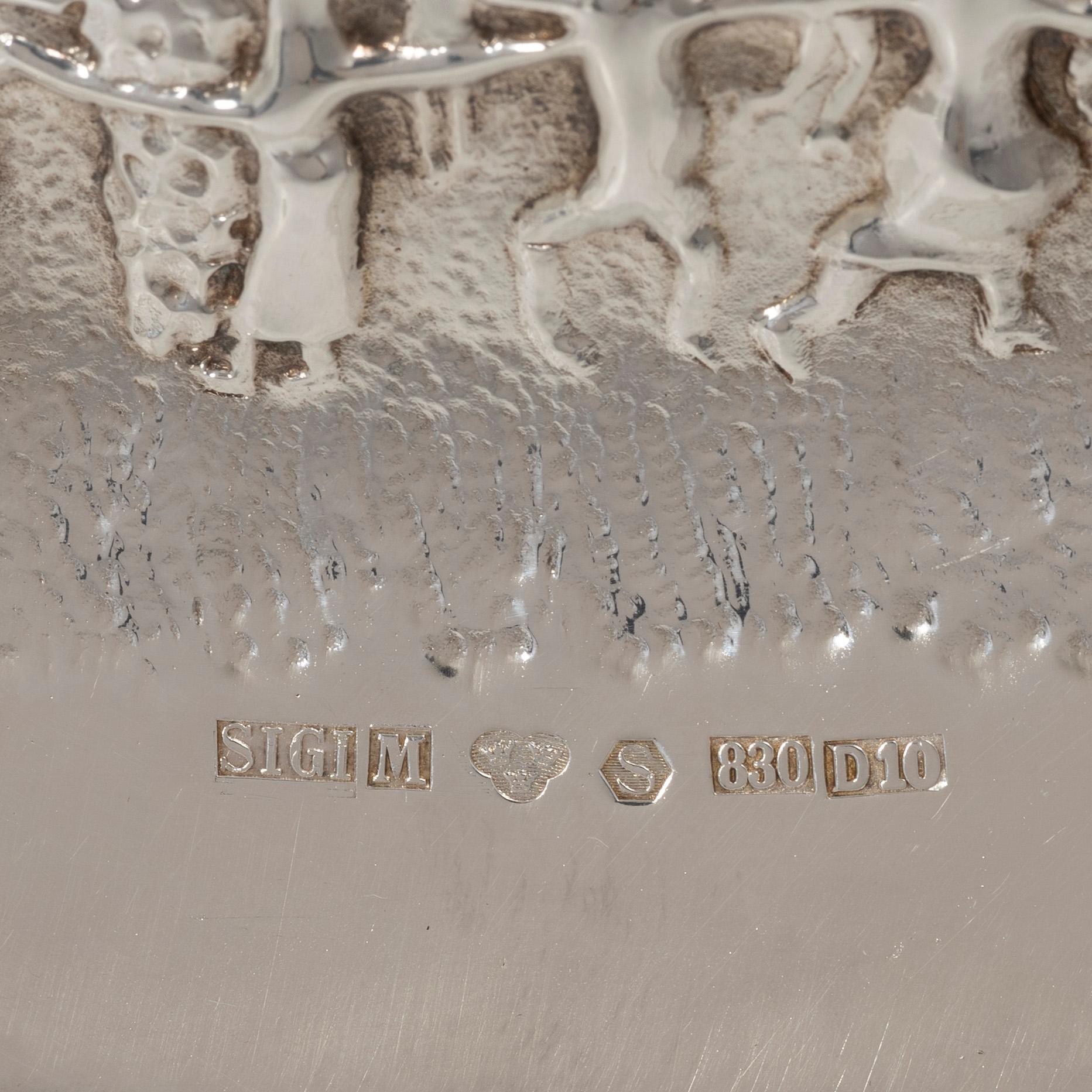 Olle Ohlsson, A silver dish, signed 1978 and numbered 78/350, Silvergillet AB, Malmö 1978.