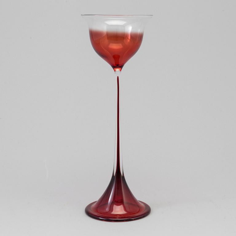 NILS LANDBERG, glas på fot. "Tulpanglas", Orrefors.