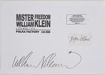 William Klein, ”Mister Freedom koffert - full set edition”, 2020.