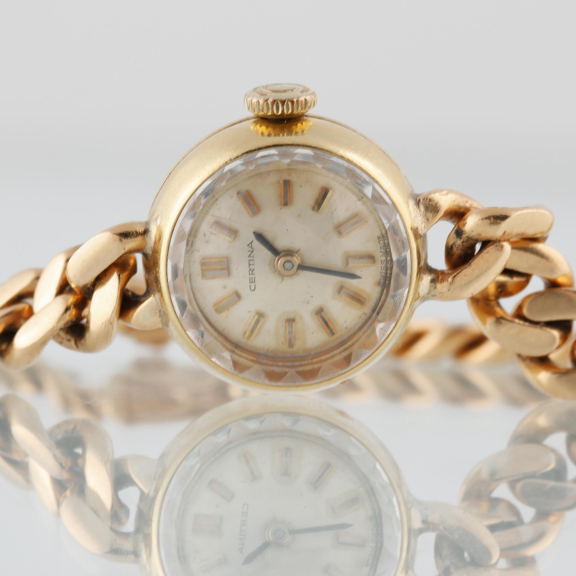 DAMARMBANDSUR, 18K guld, Certina. Vikt 35,5 gram.