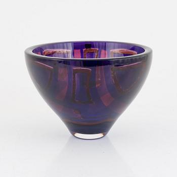 Jan Johansson, a bowl, Orrefors, 1989.