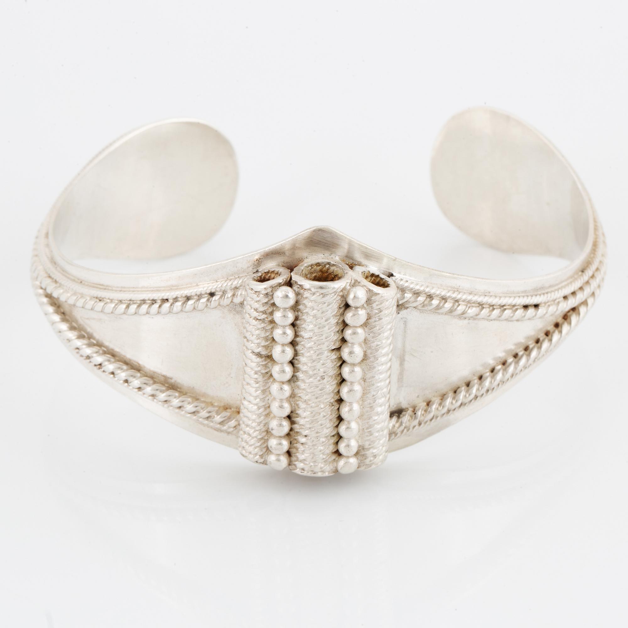 ROSA TAIKON, armring, sterlingsilver.
