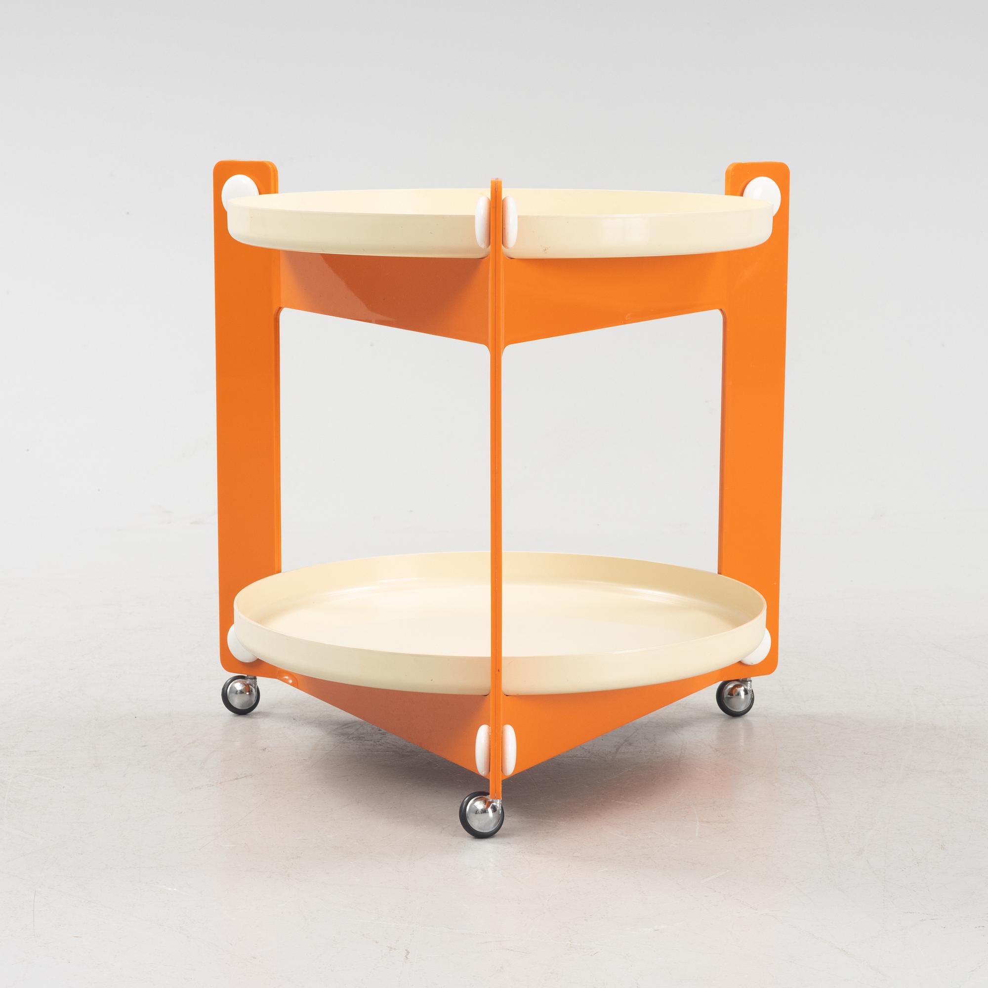 Luigi Massoni, a plastic tray table, Guzzini, Italy.