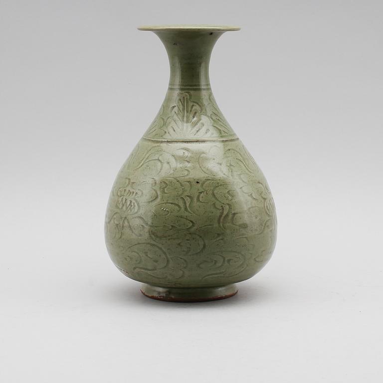 VAS, porslin, Kina, mingstil, 1900-/2000-tal.
