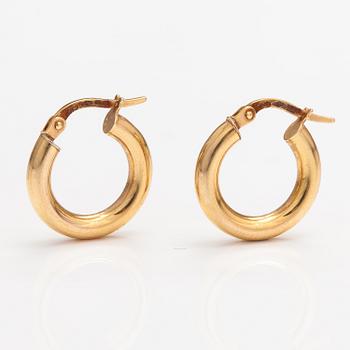 A pair of 14K gold earrings. Italy.