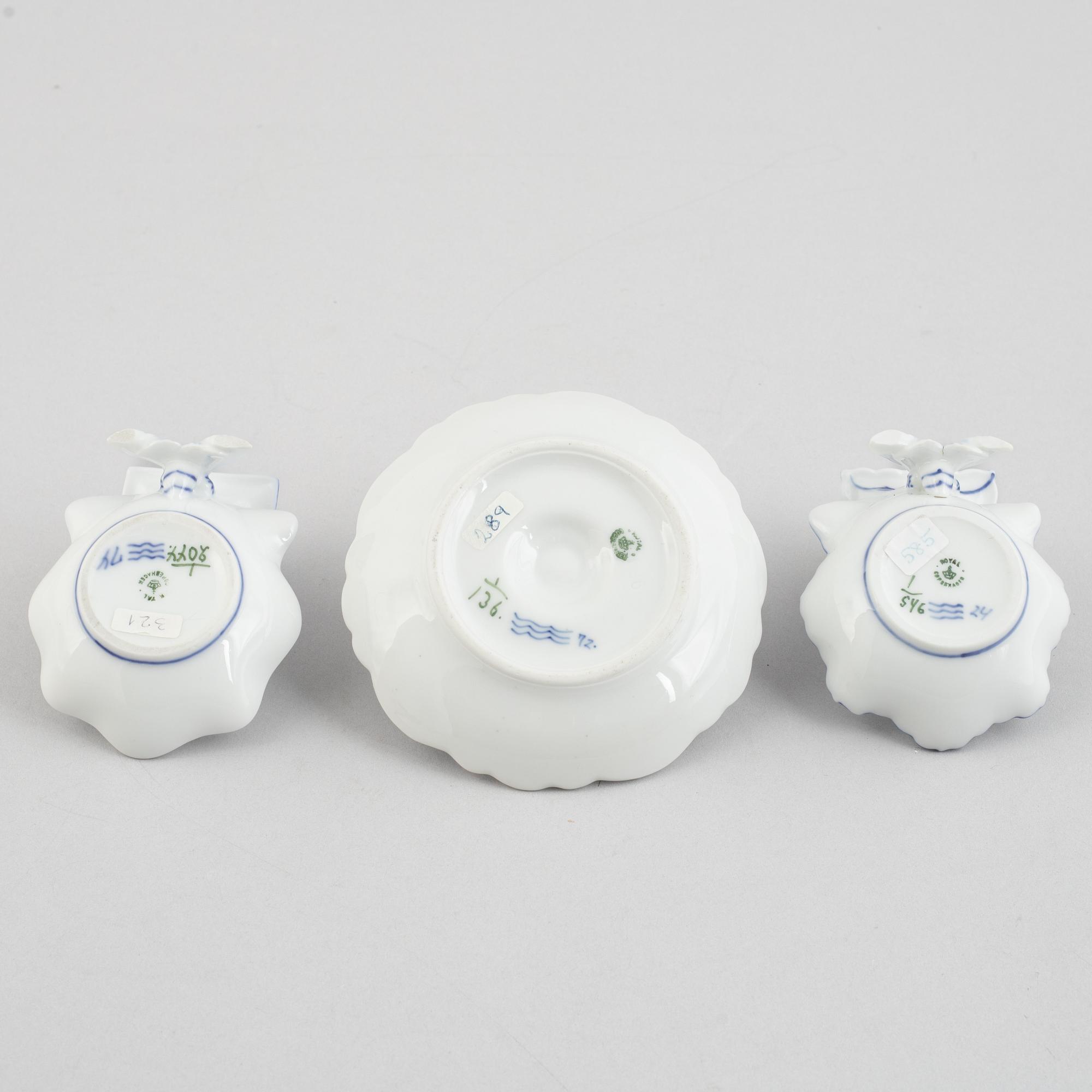Three 'Blue Fluted' / 'Musselmalet' porcelain matchbox stands, Royal Copenhagen, models 136, 546, 2044, 1898-1923.