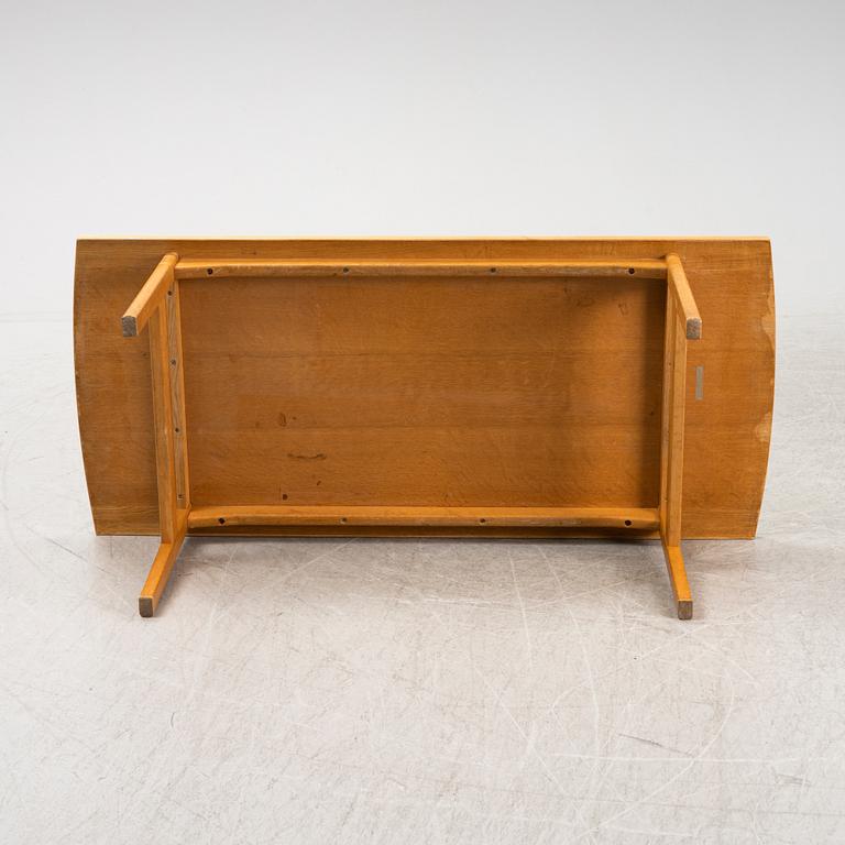 Tove & Edvard Kindt Larsen, an oak coffee table, AB Seffle Möbelfabrik, 1960's.