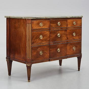 A late Gustavian commode, late 18th Century.