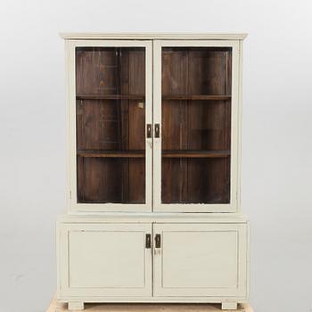 A CUPBOARD MID 20TH CENTURY.