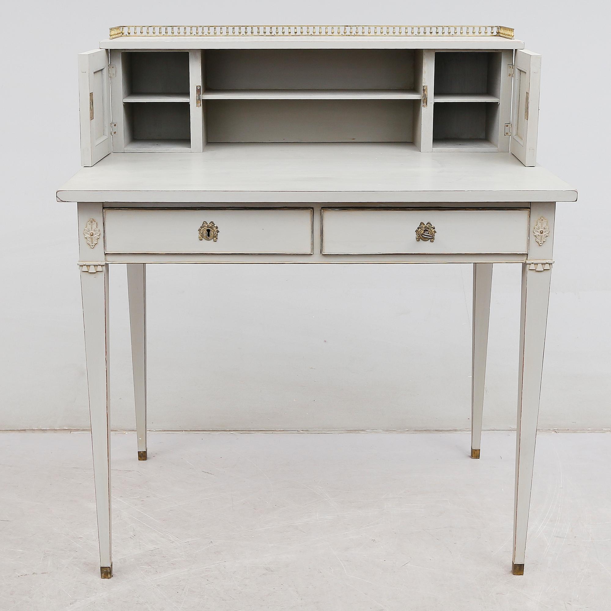 SKRIVBORD, 1900-talets första hälft.