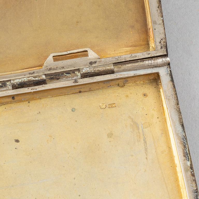 A Viennese silver cigarette case with a minature painting, Austria, around the year 1900.