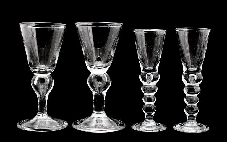 VINGLAS, 8 st samt SNAPSGLAS, 12 st, Reijmyre, 1900-talets andra hälft.