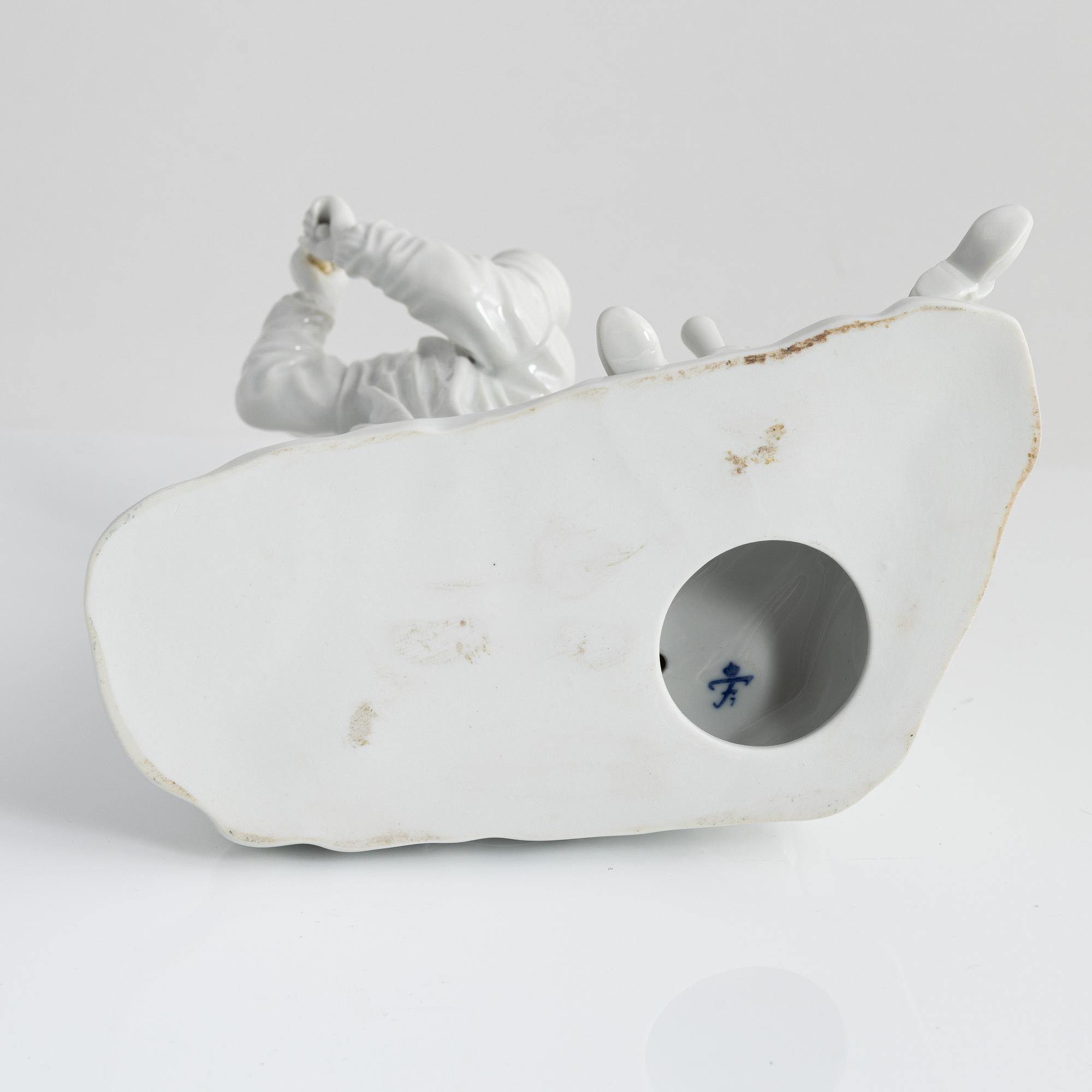 A porcelain figurine group, Fürstenberg, Germany, first half of the 20th century.