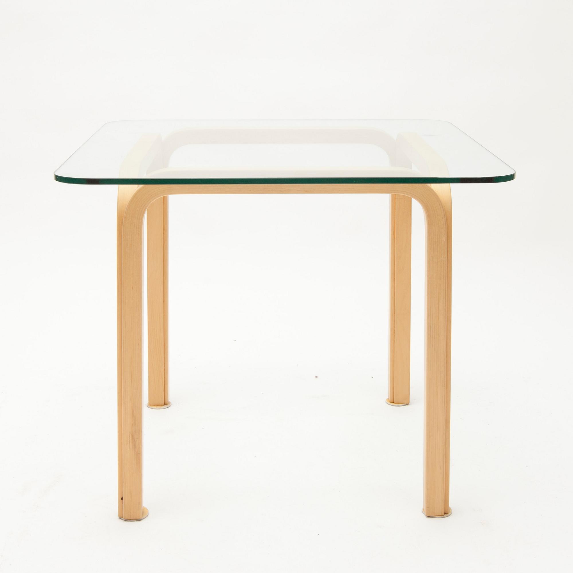 SOFFBORD, Y805C, Alvar Aalto, Artek, 1900-talets slut.