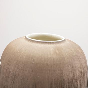 Anna-Lisa Thomson, a papriak vase from Uppsala Ekeby mid 1900s.