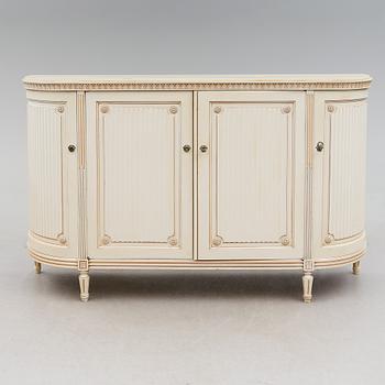 SKÄNK, gustaviansk stil, 1900-talets andra hälft.