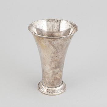 A swedish silver beaker, mark of GAB, Stockholm 1919.