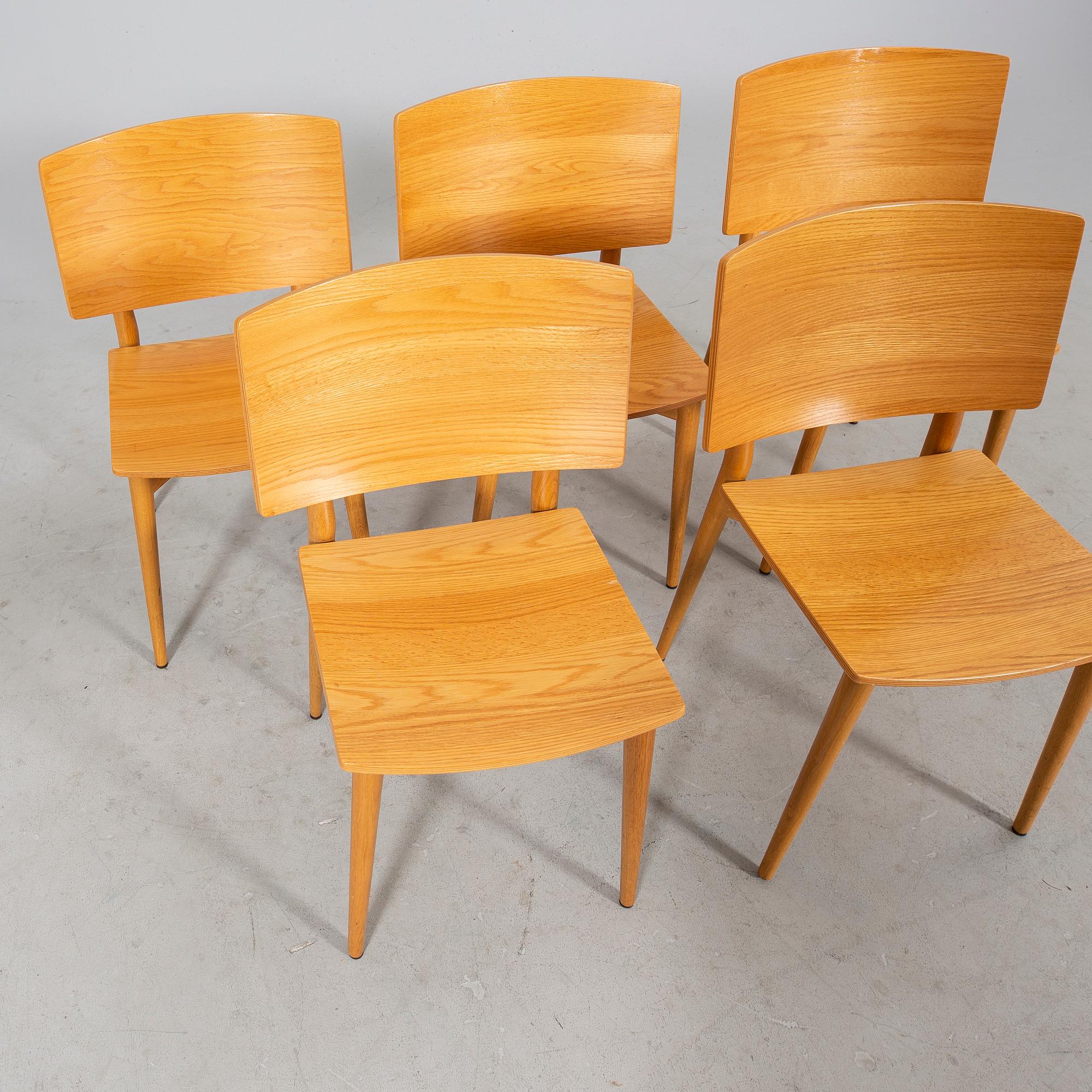 Jonas Lindvall, stolar 5 st "Oak" för Skandiform 2000-tal.