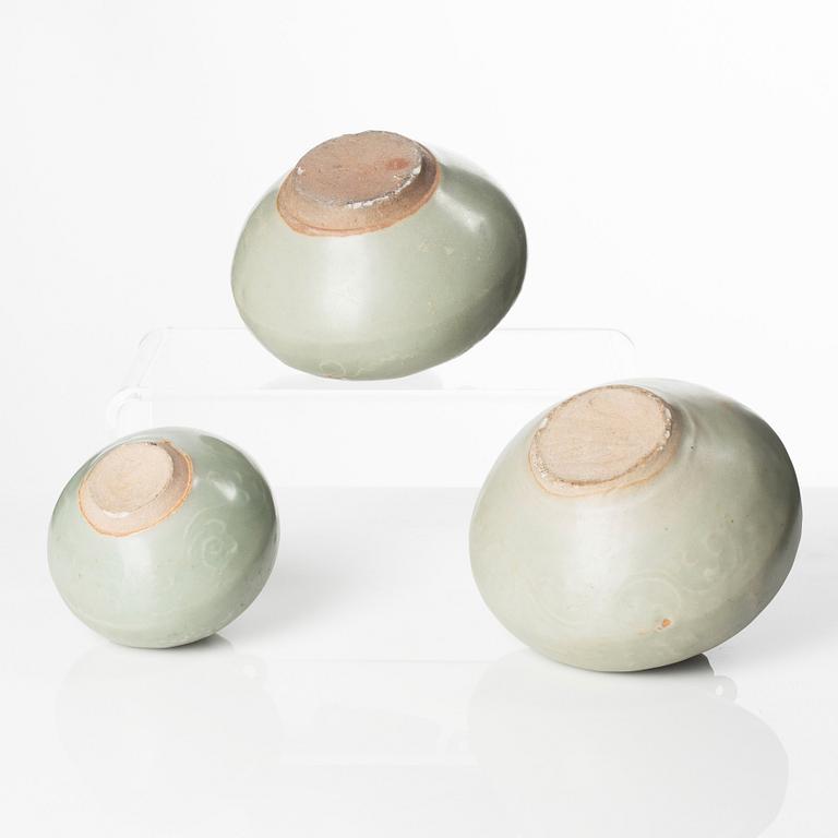 A group of three celadon glazed pots for the South East Asian market, 15/16th Century.