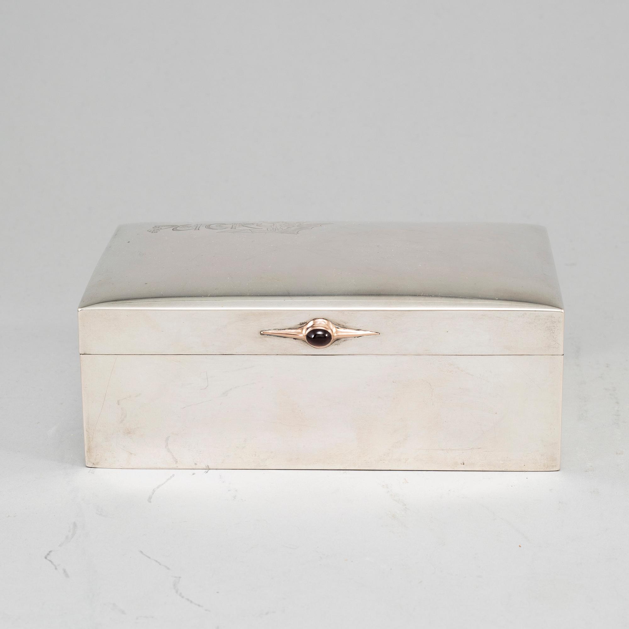 CG HALLBERG, a silver cigarr box, Stockholm, 1907.