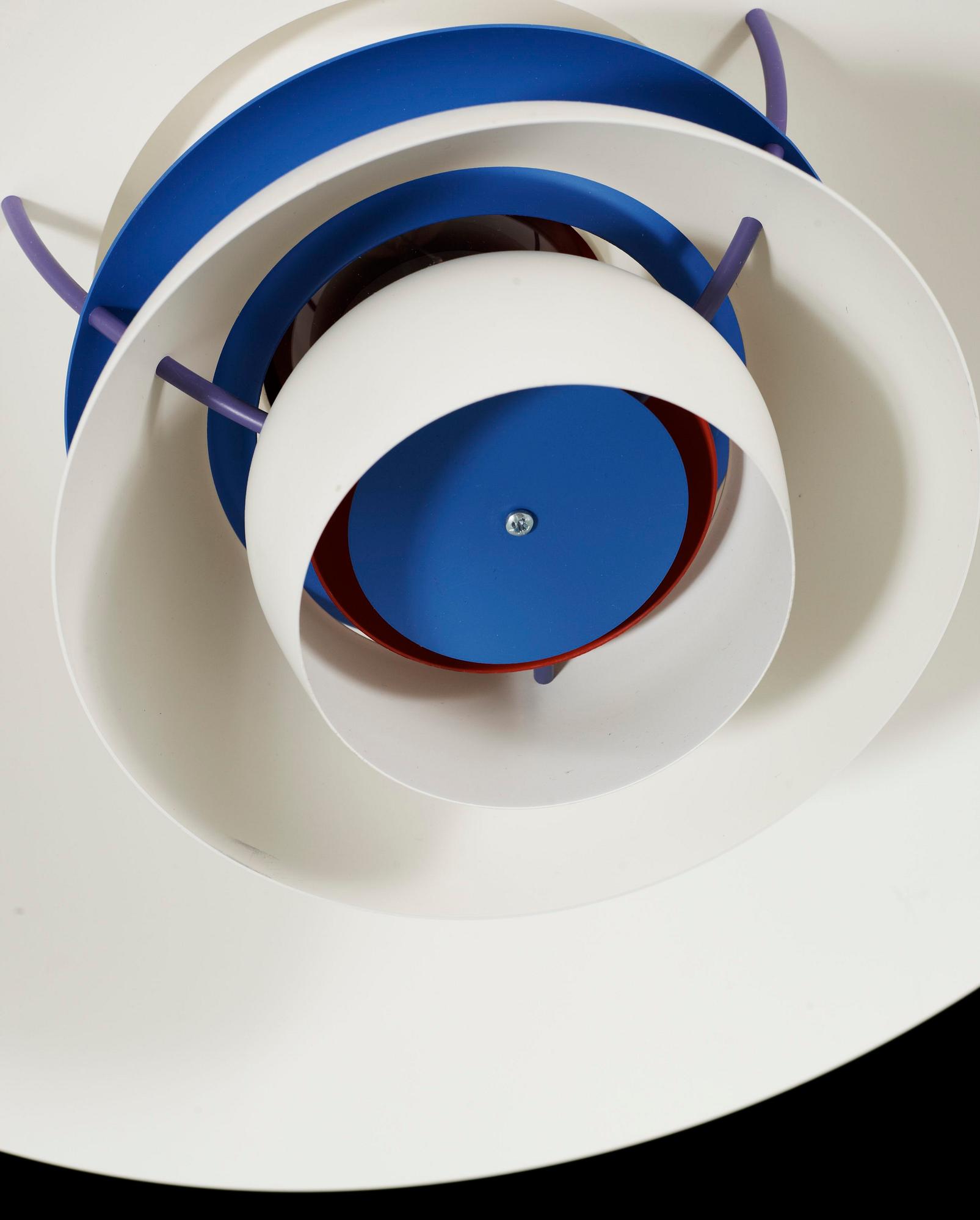 TAKLAMPA, PH-5, Poul Henningsen för Louis Poulsen, Danmark, formgiven 1950-talet.