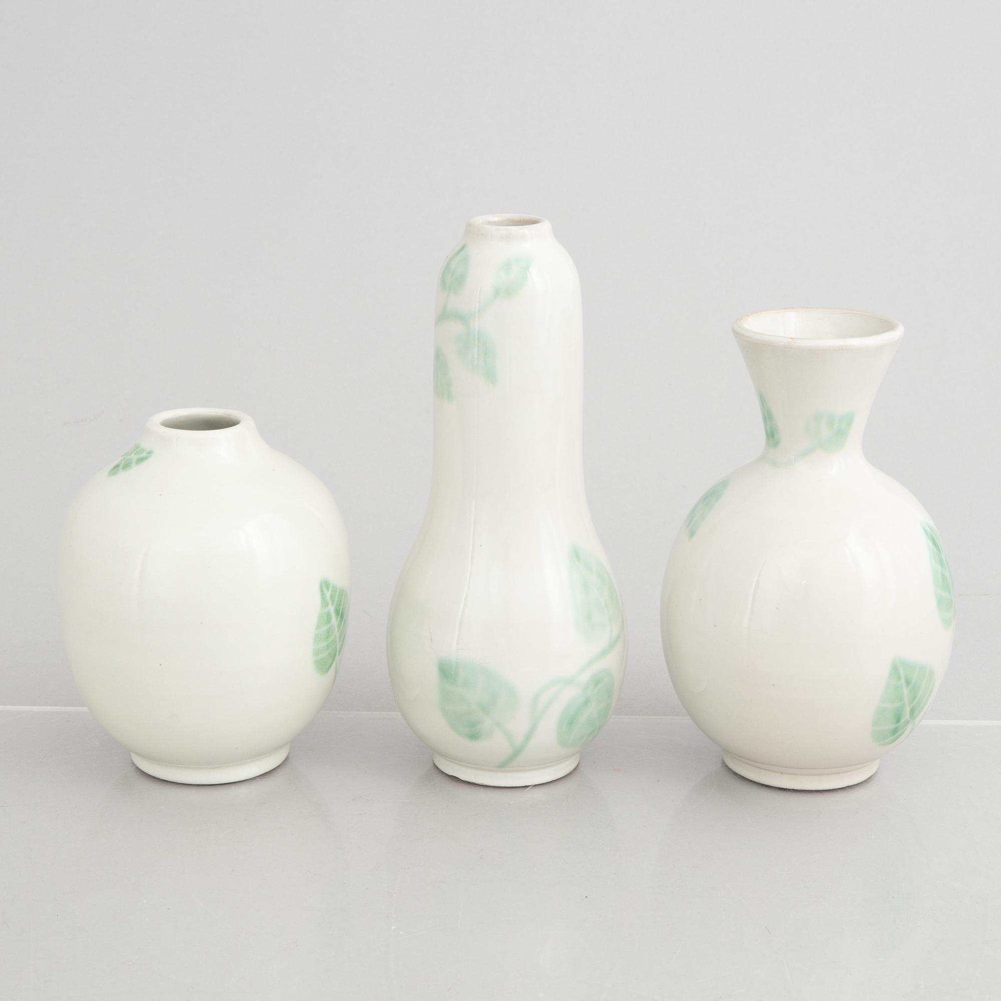 Anna-Lisa Thomson, vaser, 3 st, Upsala-Ekeby.