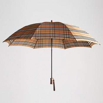 Burberry, paraply.