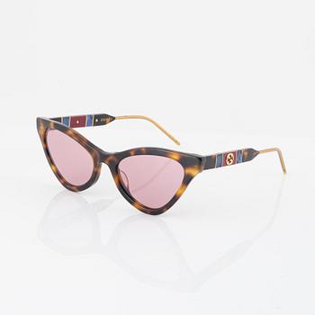 Gucci, solglasögon.