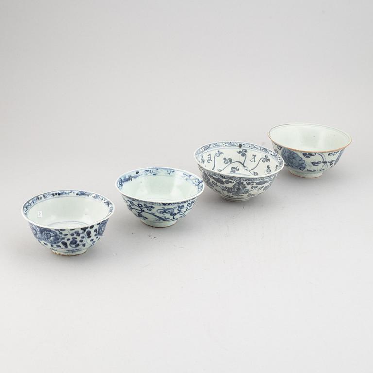 A group of four blue and white bowls, Ming dynasty (1368-1644).