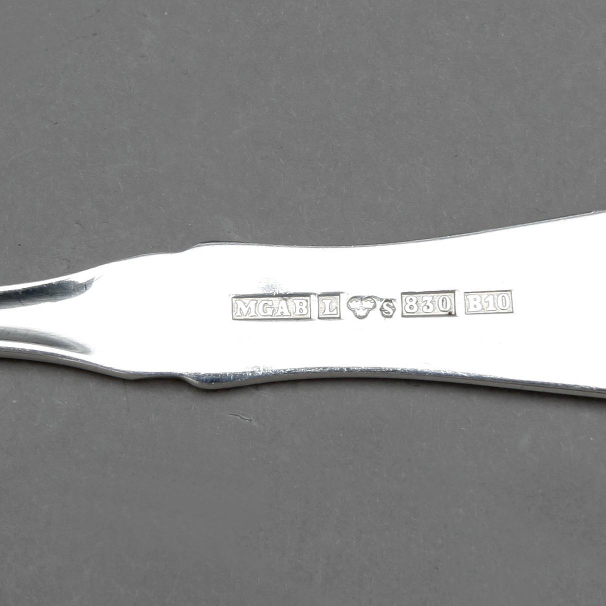 BESTICKSSERVIS, silver, 56 delar, MGAB, Erik Löfman, bl a 1976. 2270 gram.