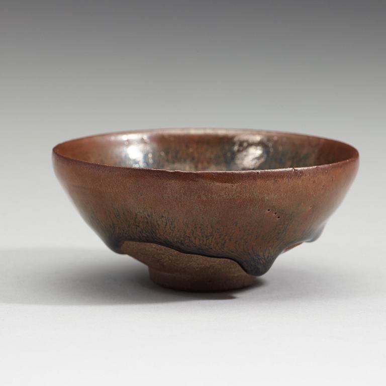 A temmoku bowl, Song dynasty (960-1279).