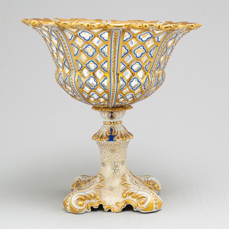 A large late empire chesnut basket, 19th Century, possibly Russian.