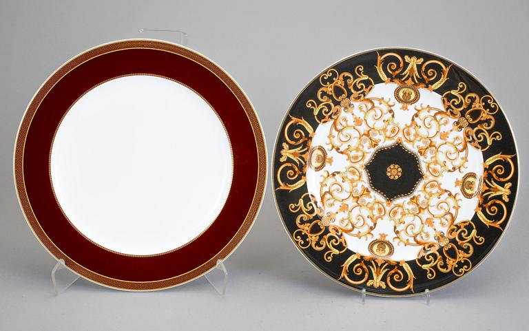 SERVISDELAR, 45st, porslin, mestadels "Barocco", Versace för Rosenthal.