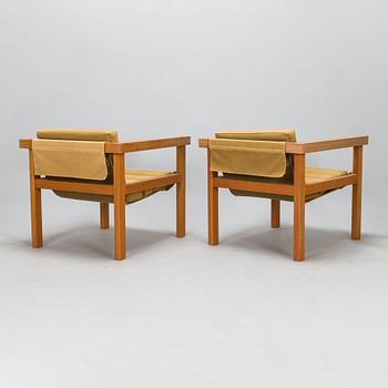 Haroma, Saarinen och Salo, fåtöljer, ett par, konstnärlig gemensam utformning, beställningsarbete 1960.