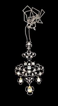 COLLIER, silver och paste, 1900-talets första hälft.