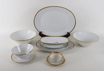 MATSERVIS och KAFFESERVIS, 56 + 28 delar, porslin, Rosenthal resp Bavaria.