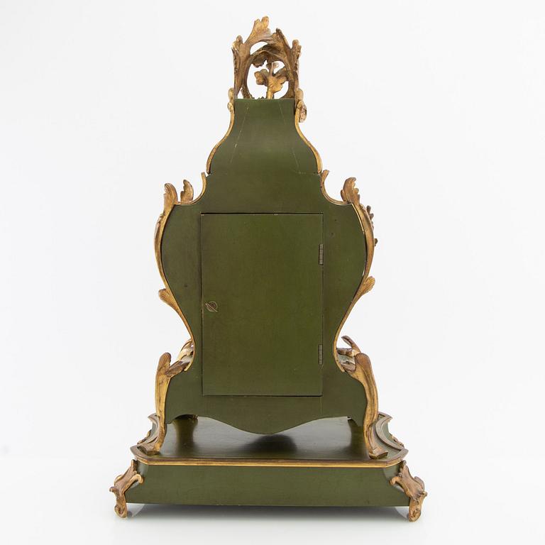 Console clock Louis XV style, first half of the 20th century.