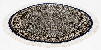 Rug, Ghom, signed, diameter 80 cm.